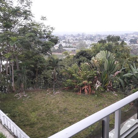 Hotel Ecologico Riverside Quevedo Extérieur photo